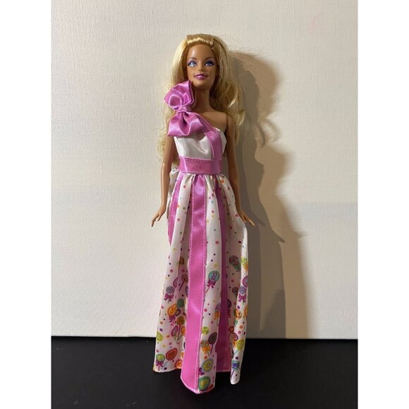 2010 Happy Birthday Barbie in original Lolipop dress no crown - Picture 1 of 8